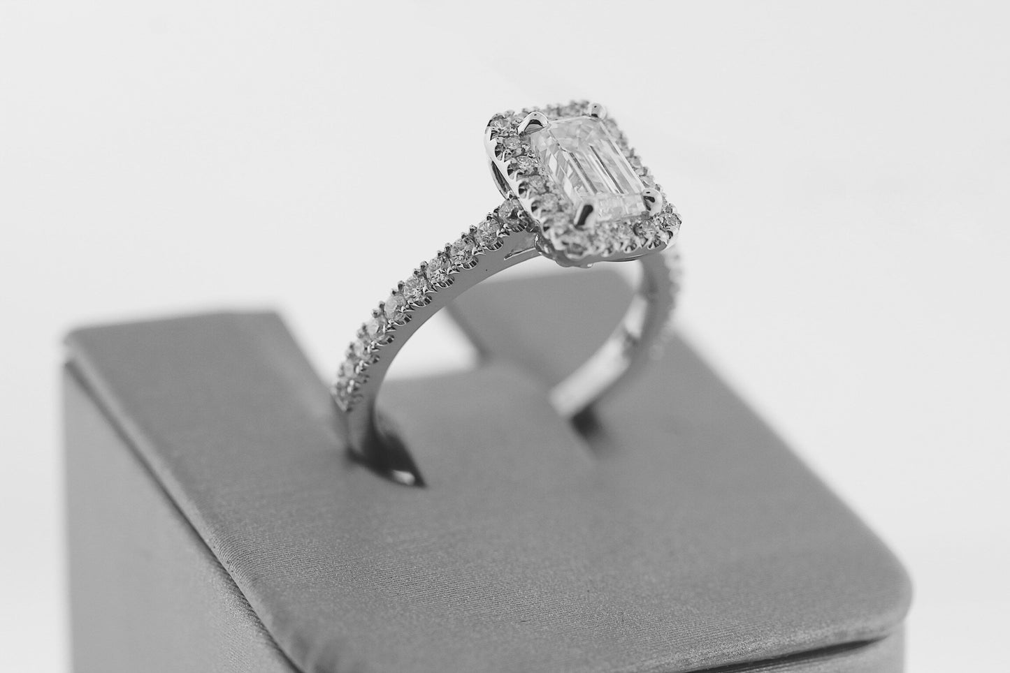14k White Gold 1.40 Carat Emerald Cut Diamond Ring