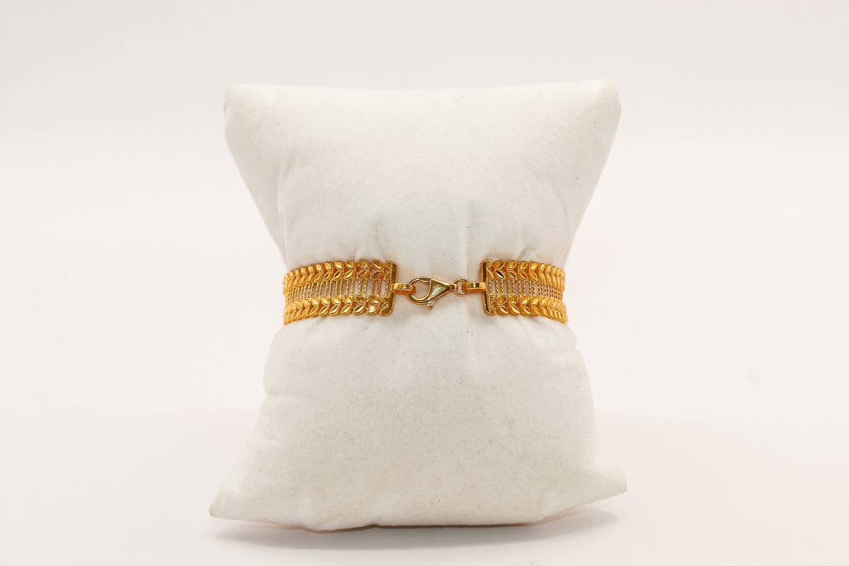 21K Gold Ounsa Frame Bracelet, view 2