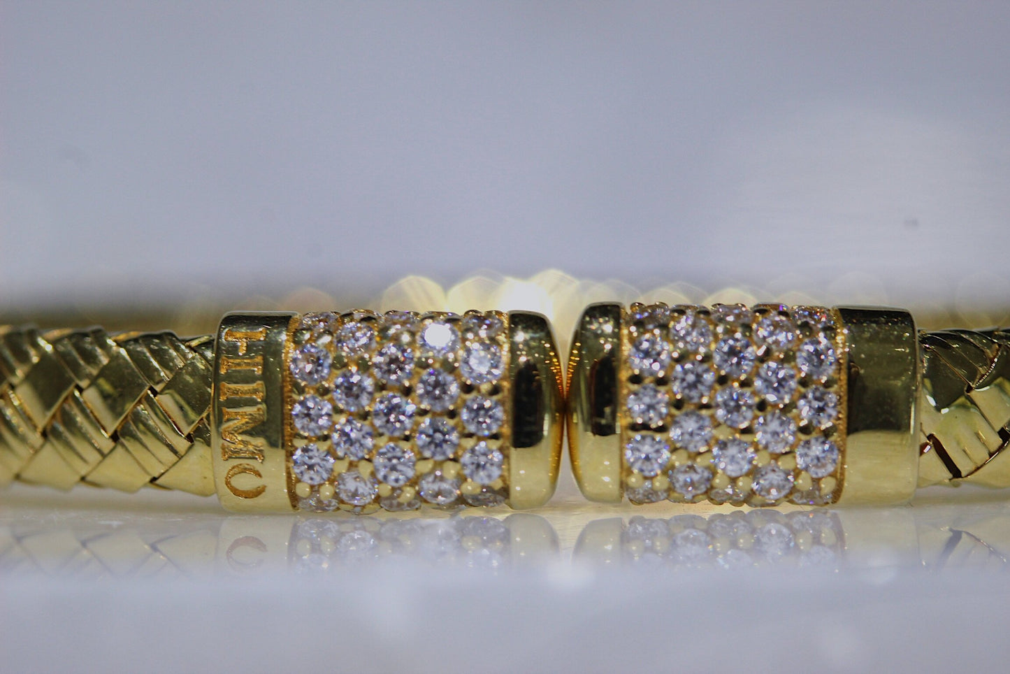 18k Gold Himo Bangle Bracelets