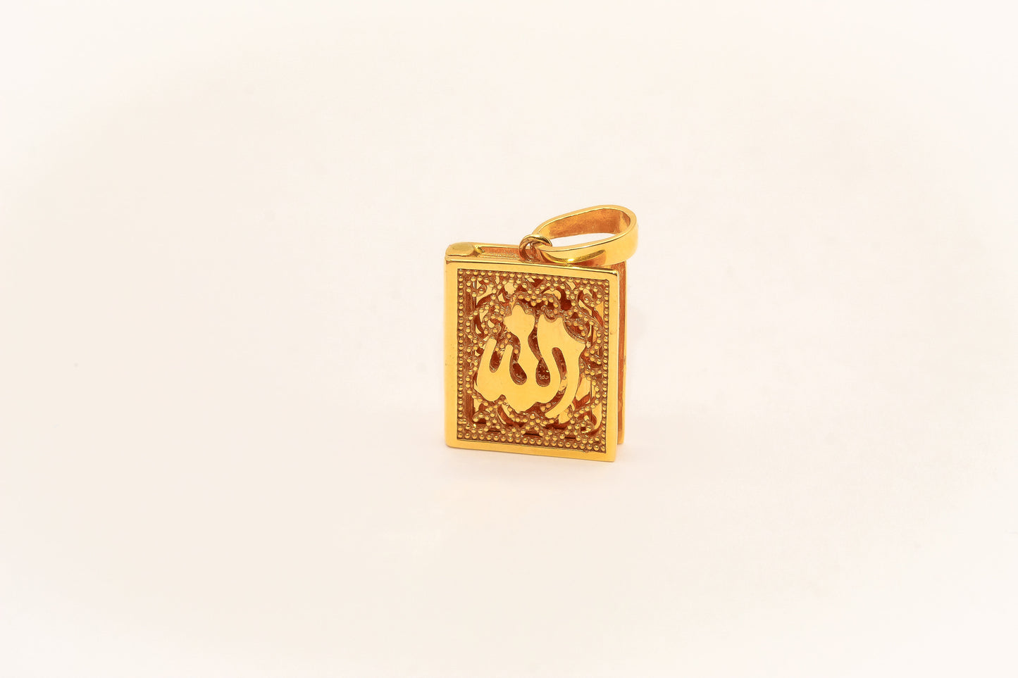 21l Gold Mushaf Pendant