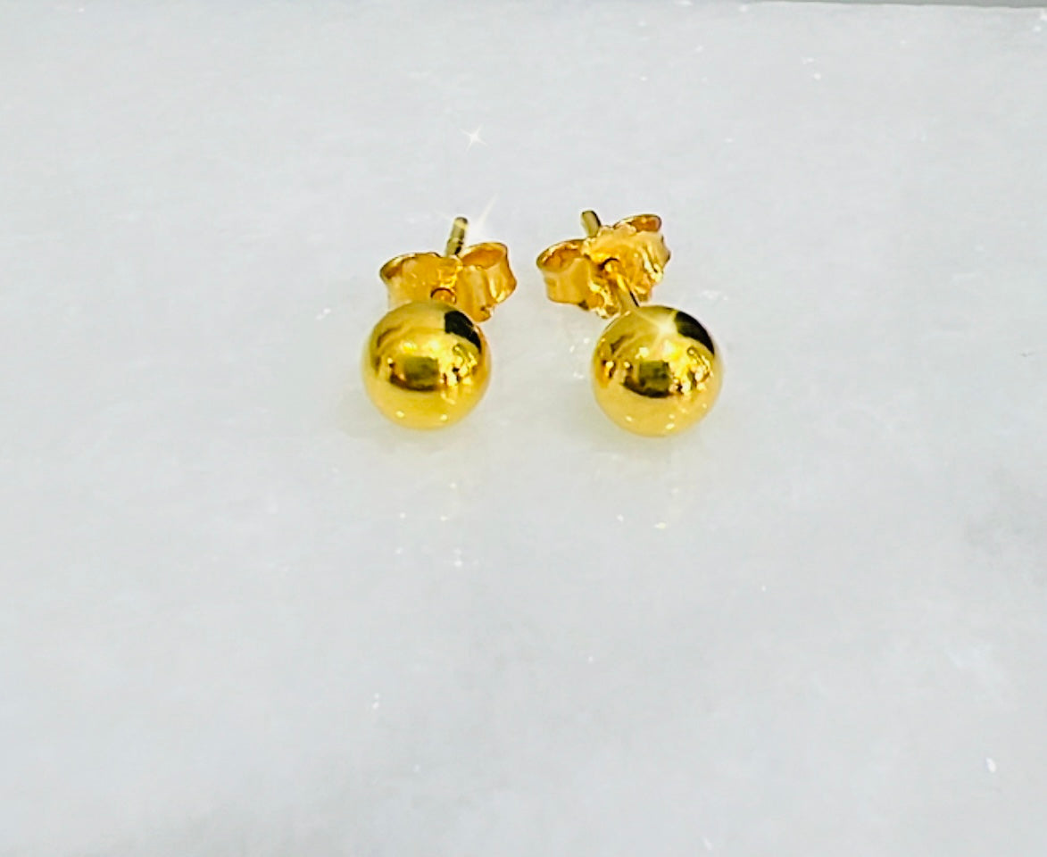21k Gold Ball post Earrings