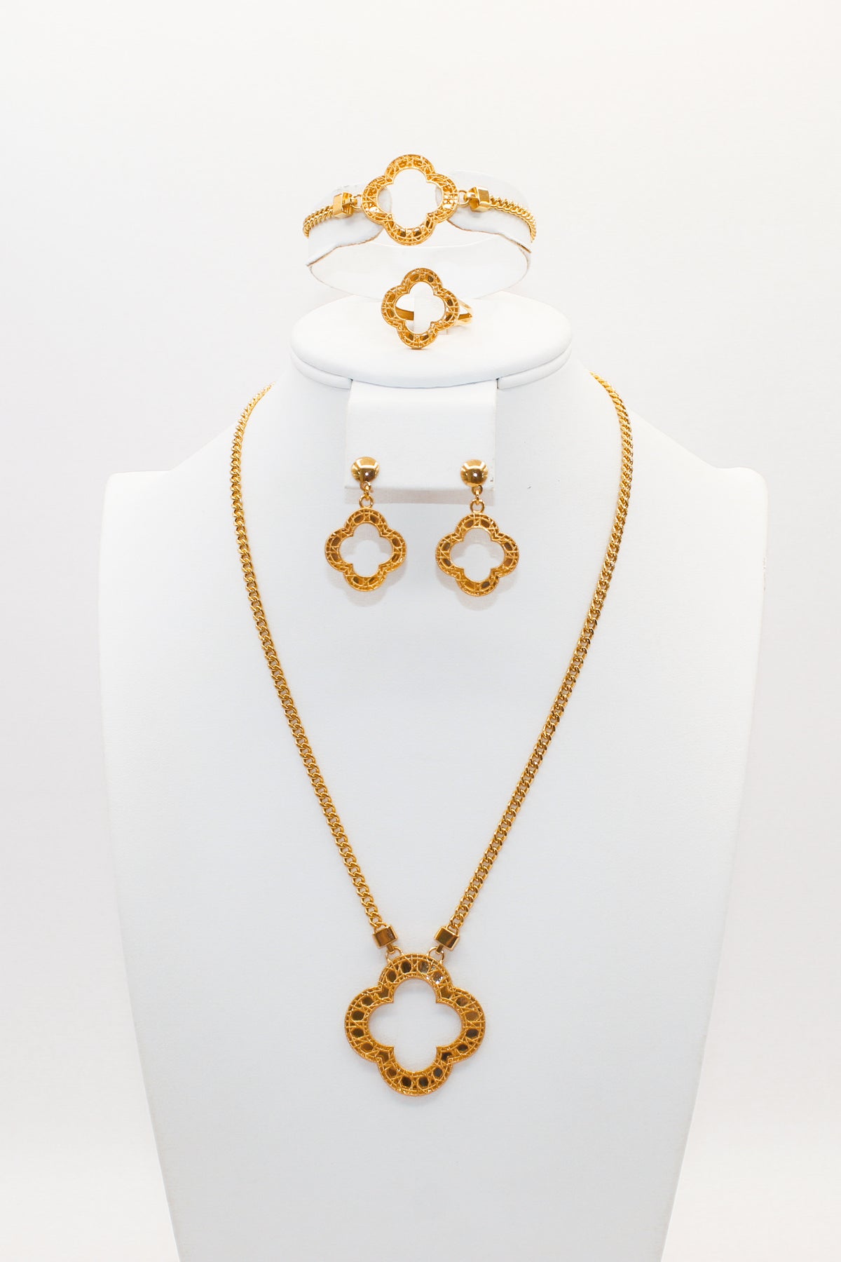 21K Gold Clover Set
