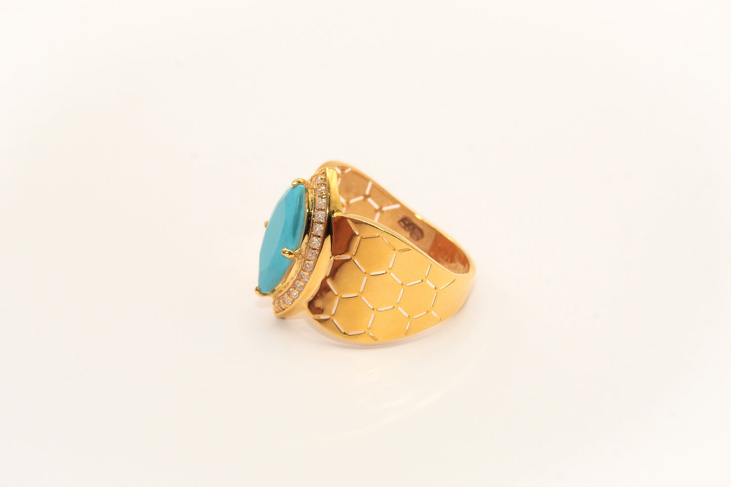 21K Gold Turquoise Studded Ring