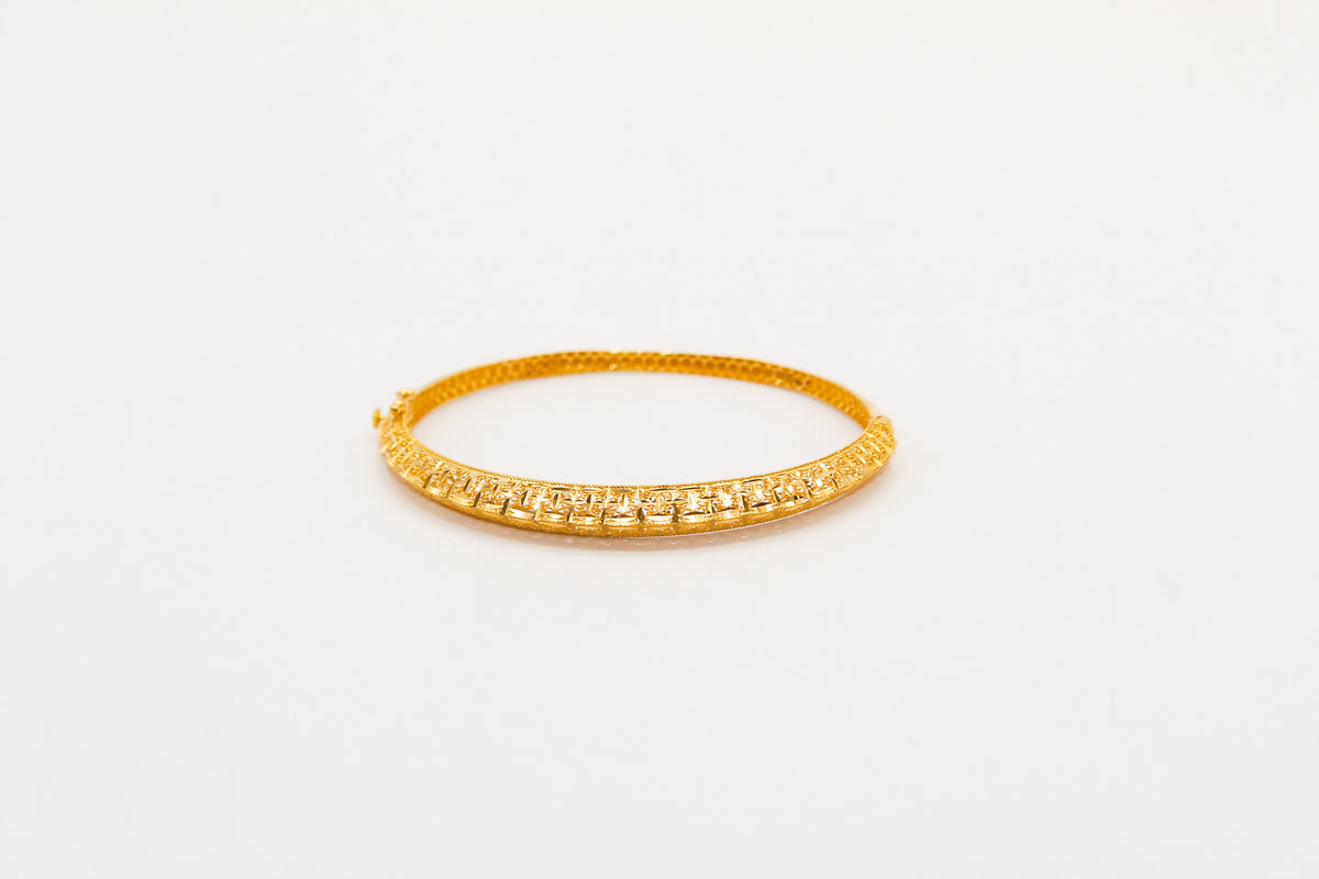 21K Gold Simple Bangle Bracelet