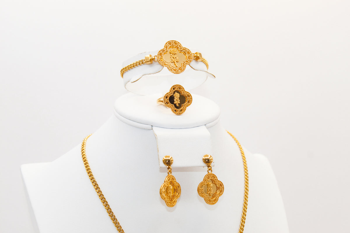 21K Gold Flower Clover Set