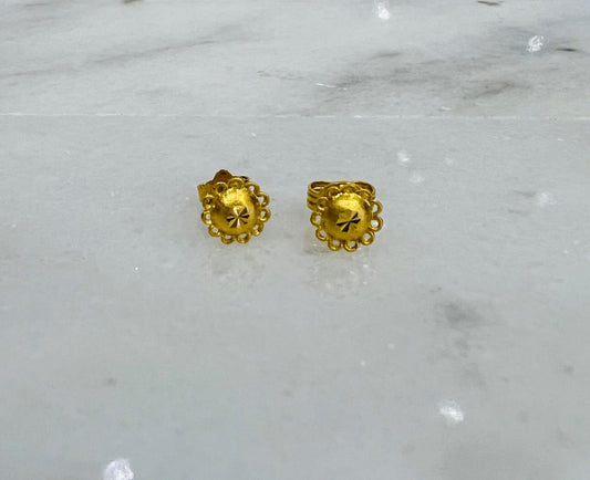 21k Gold Daisy Post Earrings
