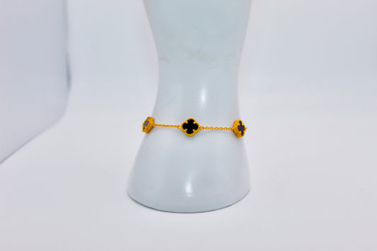 21k Gold Mini Onyx Bracelet