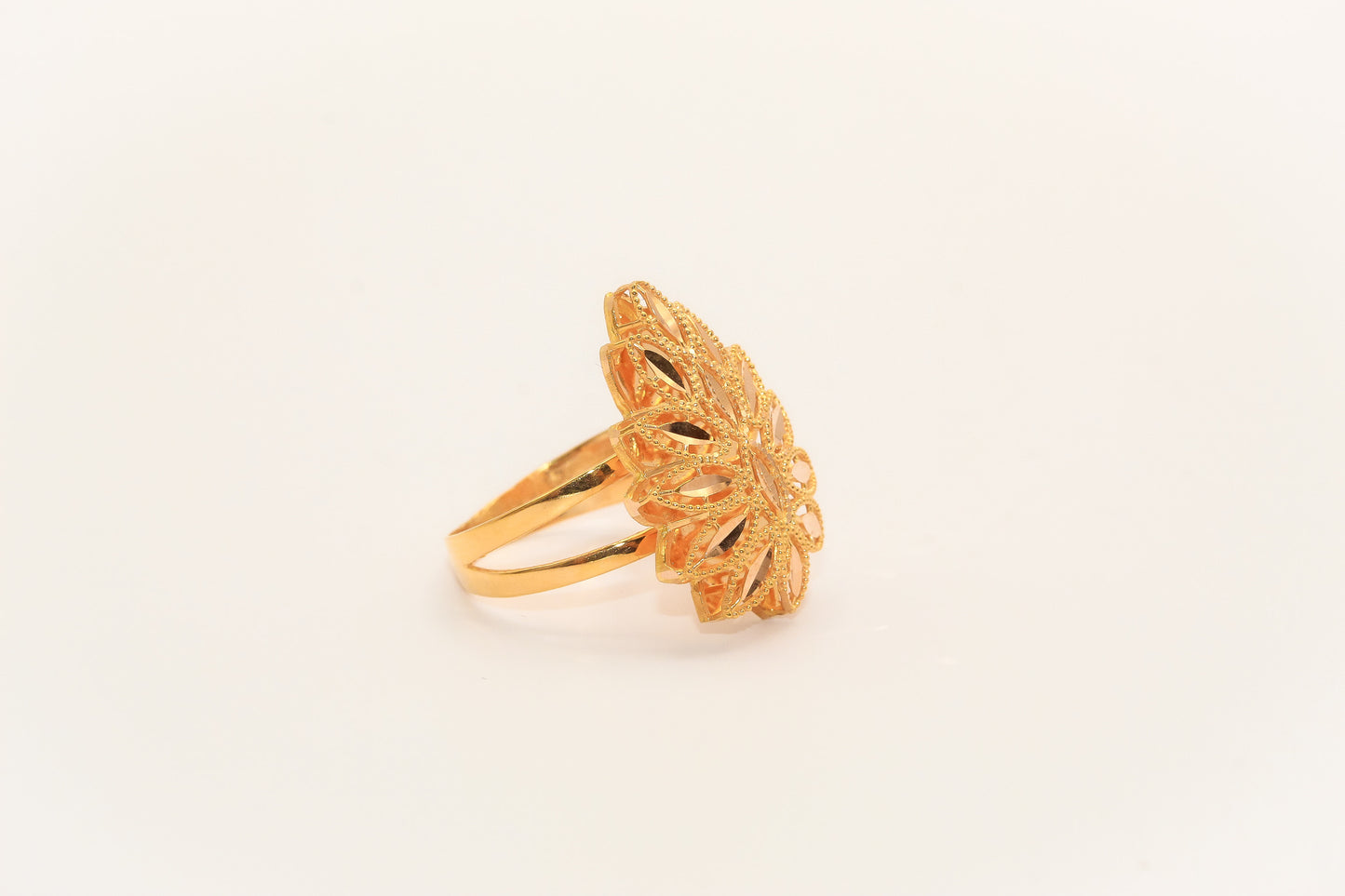 21K Gold Pear Leaf Ring
