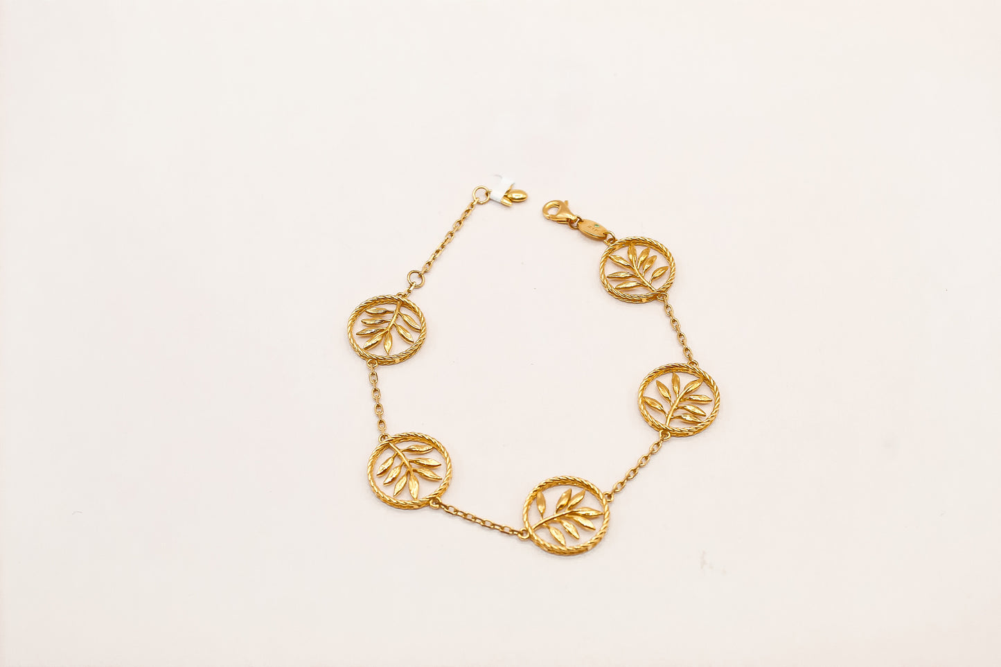 21k Gold Round leaf bracelet
