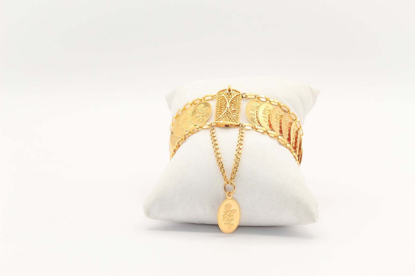 21K Gold Oval Rose Bracelet