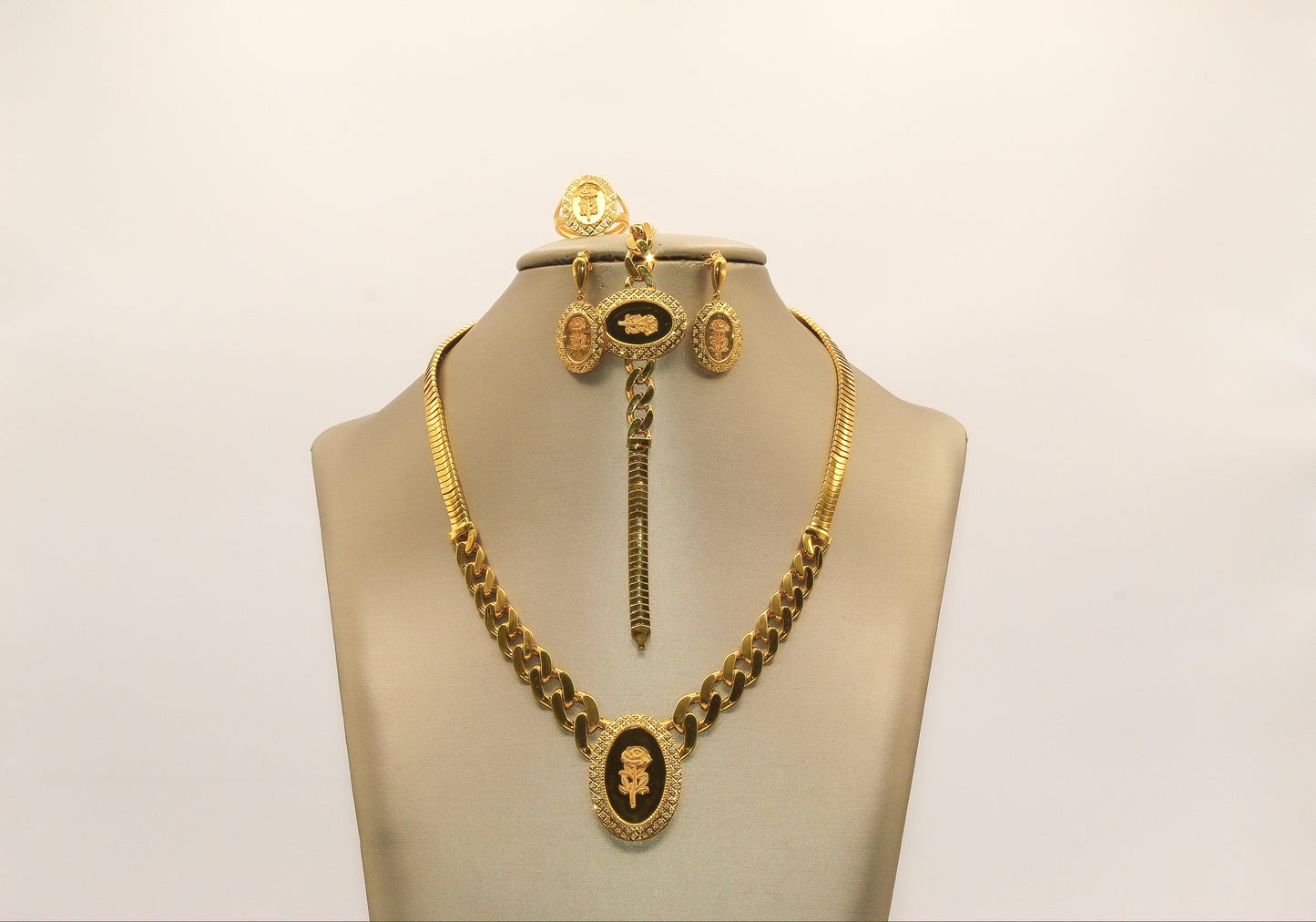 21K Gold Engagement Set