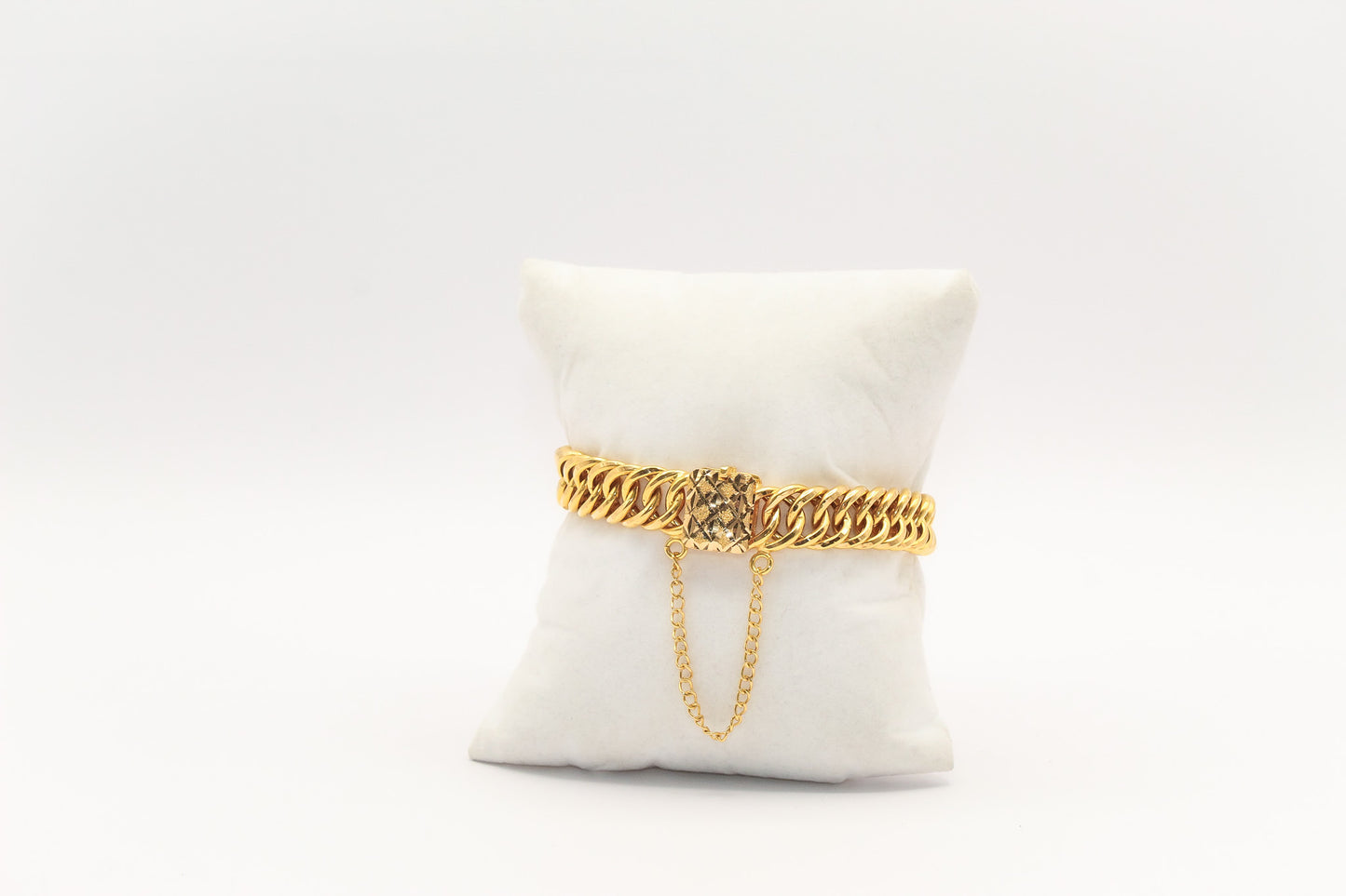 21K Gold Link Bracelet
