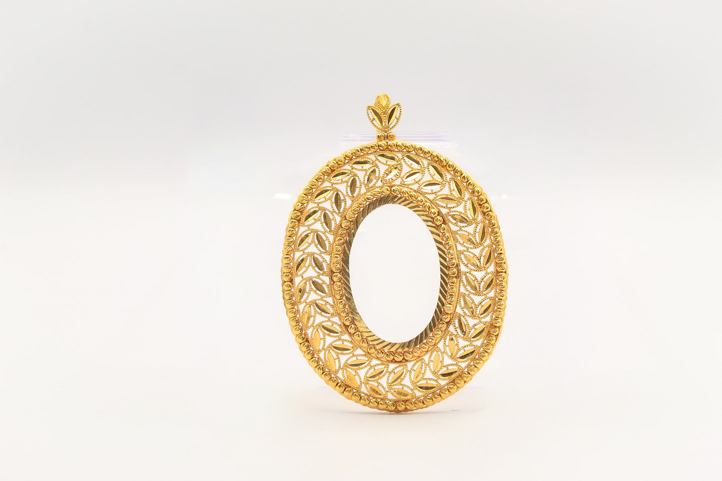21K Gold Large Oval Himo Ounsa Frame Pendant