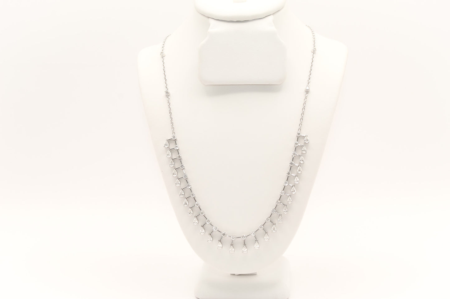 18K White Gold Diamond Necklace