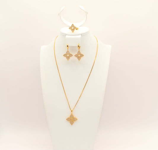 21K Gold Studded Flower Set