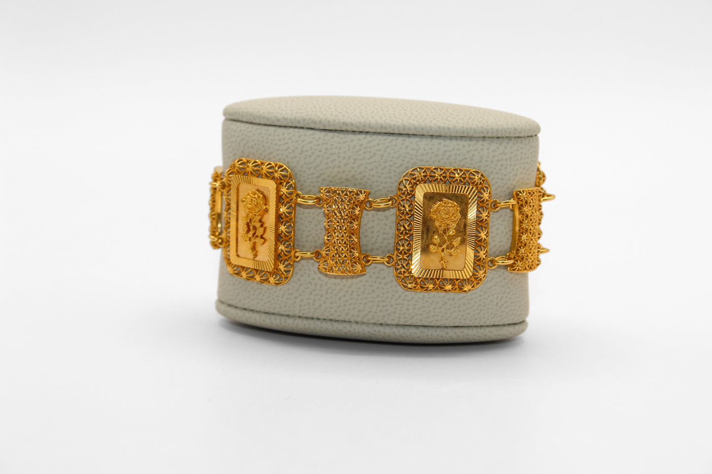 21K Gold Square Rose Bracelet