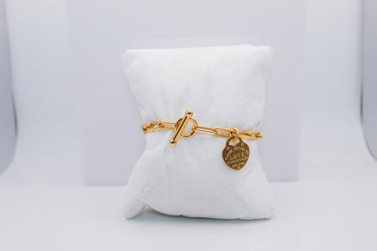18K Gold Heart Link Bracelet