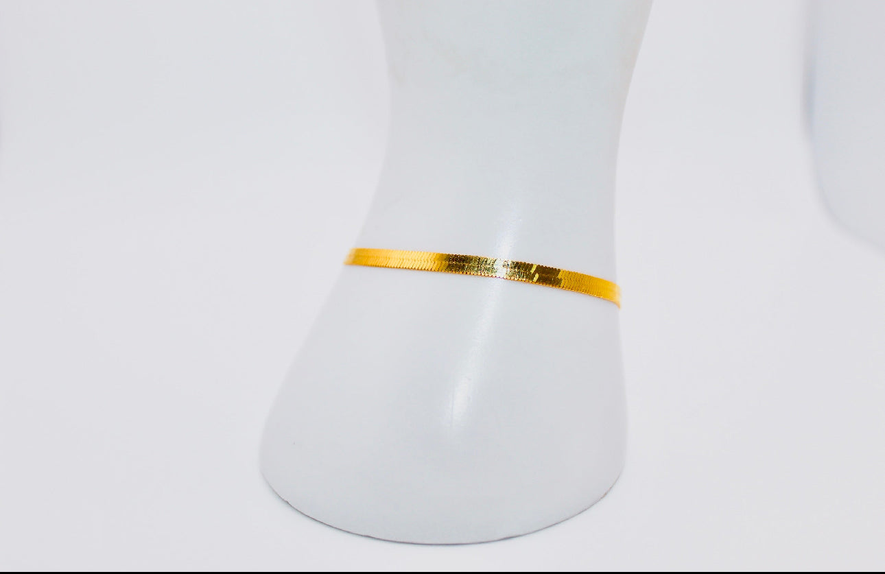 21K Gold Herringbone Bracelet