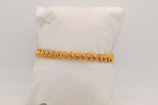 21K Gold Medium Swirl Bracelet