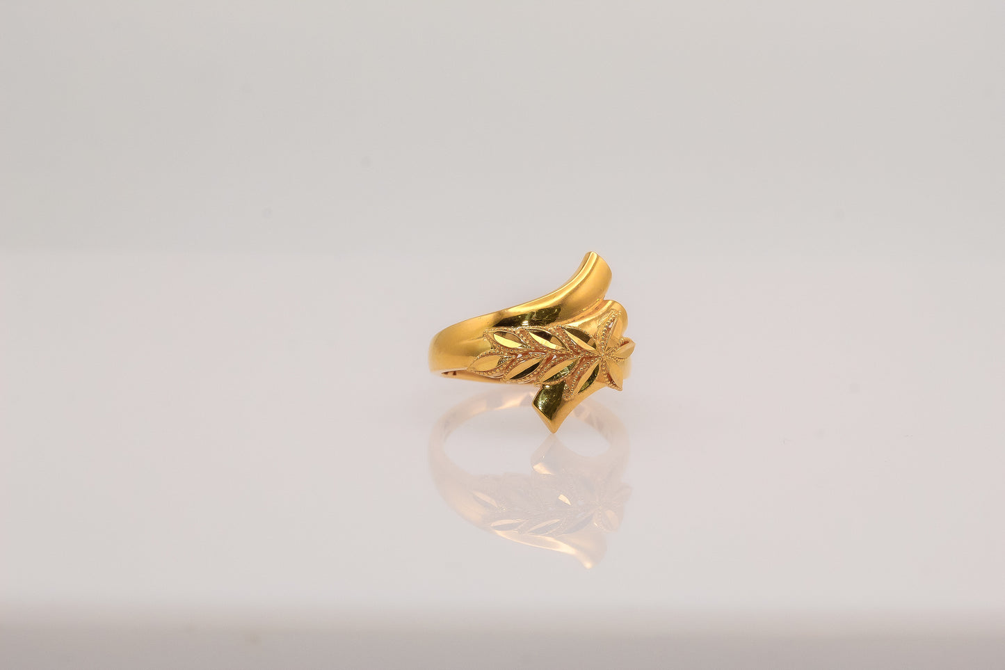 21K Gold Leaf Ring