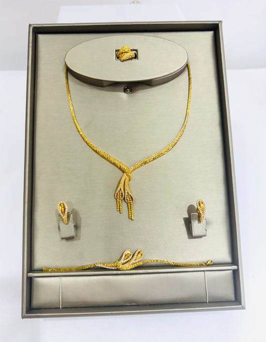 21K Gold Tear Drop Engagement Set