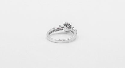 14K White Gold Diamond Ring