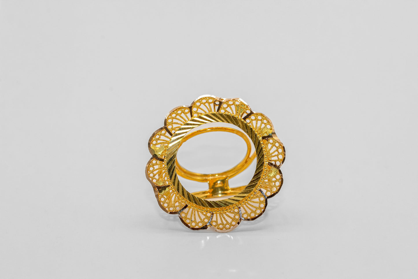 21K Gold Coin Frame Ring