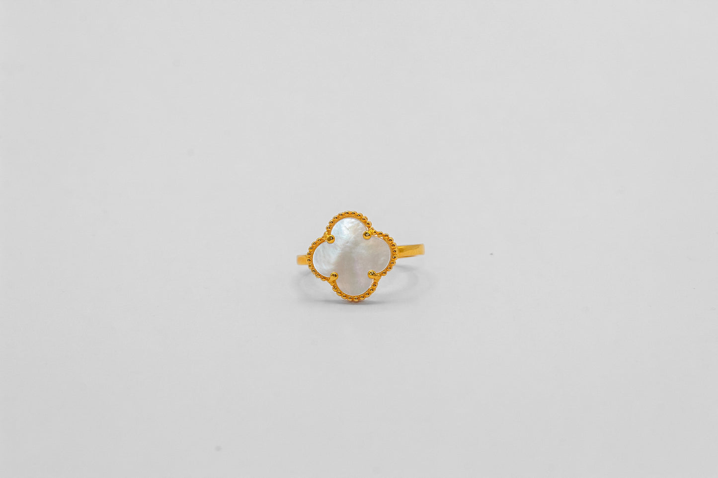 21K Gold Mother of Pearl Ring