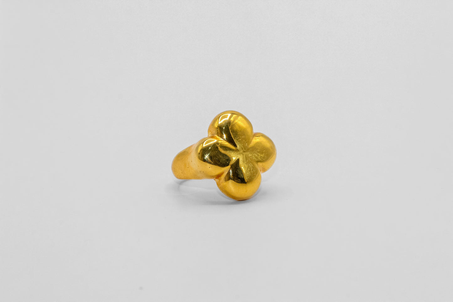 21K Gold Clover Puff Ring