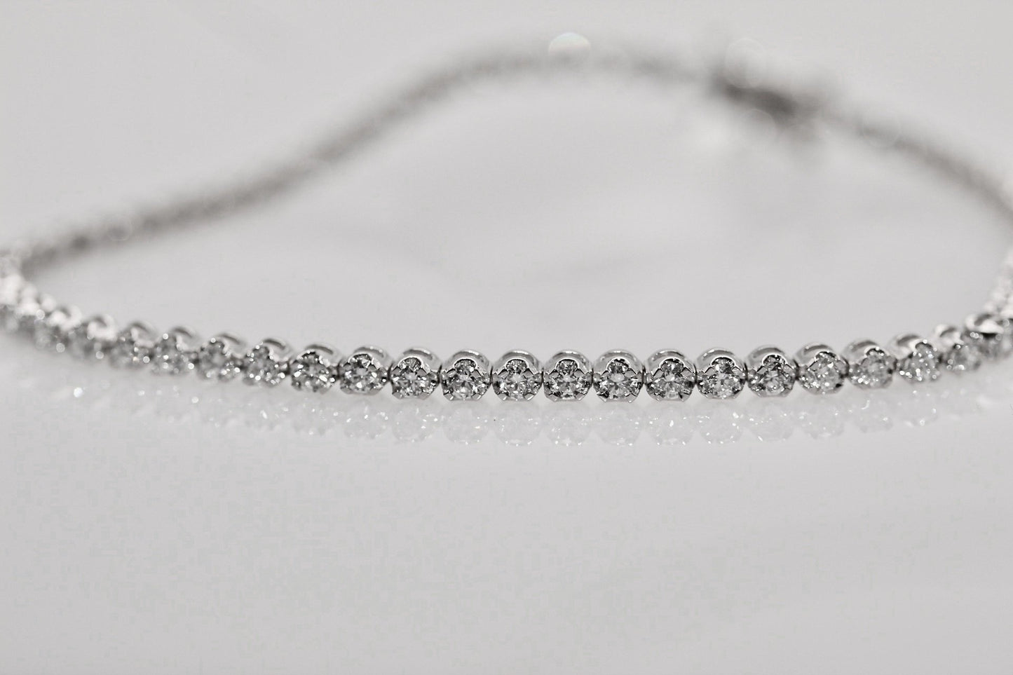 14k White Gold 1.93 Carat Diamond Tennis Bracelet