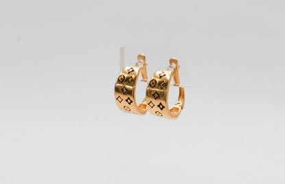 18K Gold Small Hoop Earrings