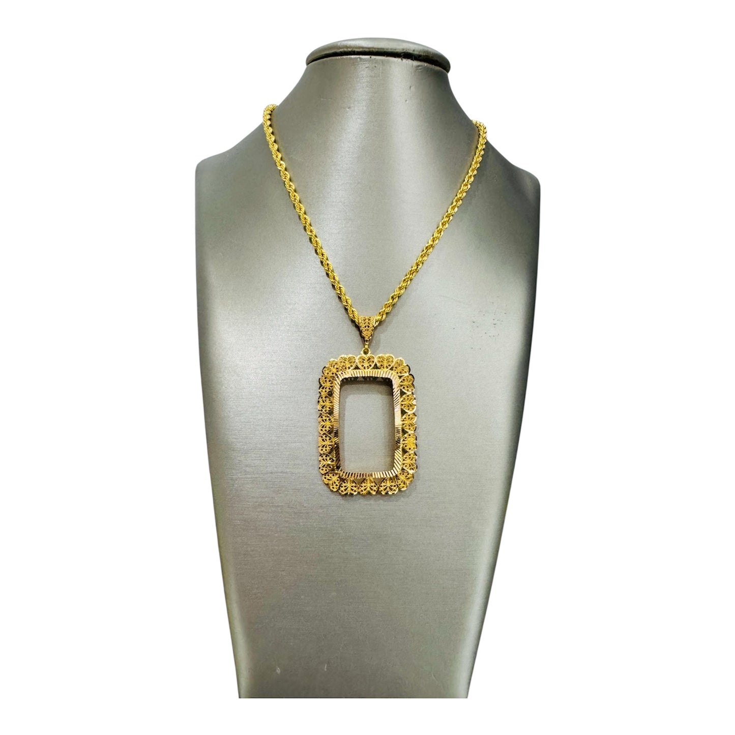 21K Gold Ounsa Frame Pendant